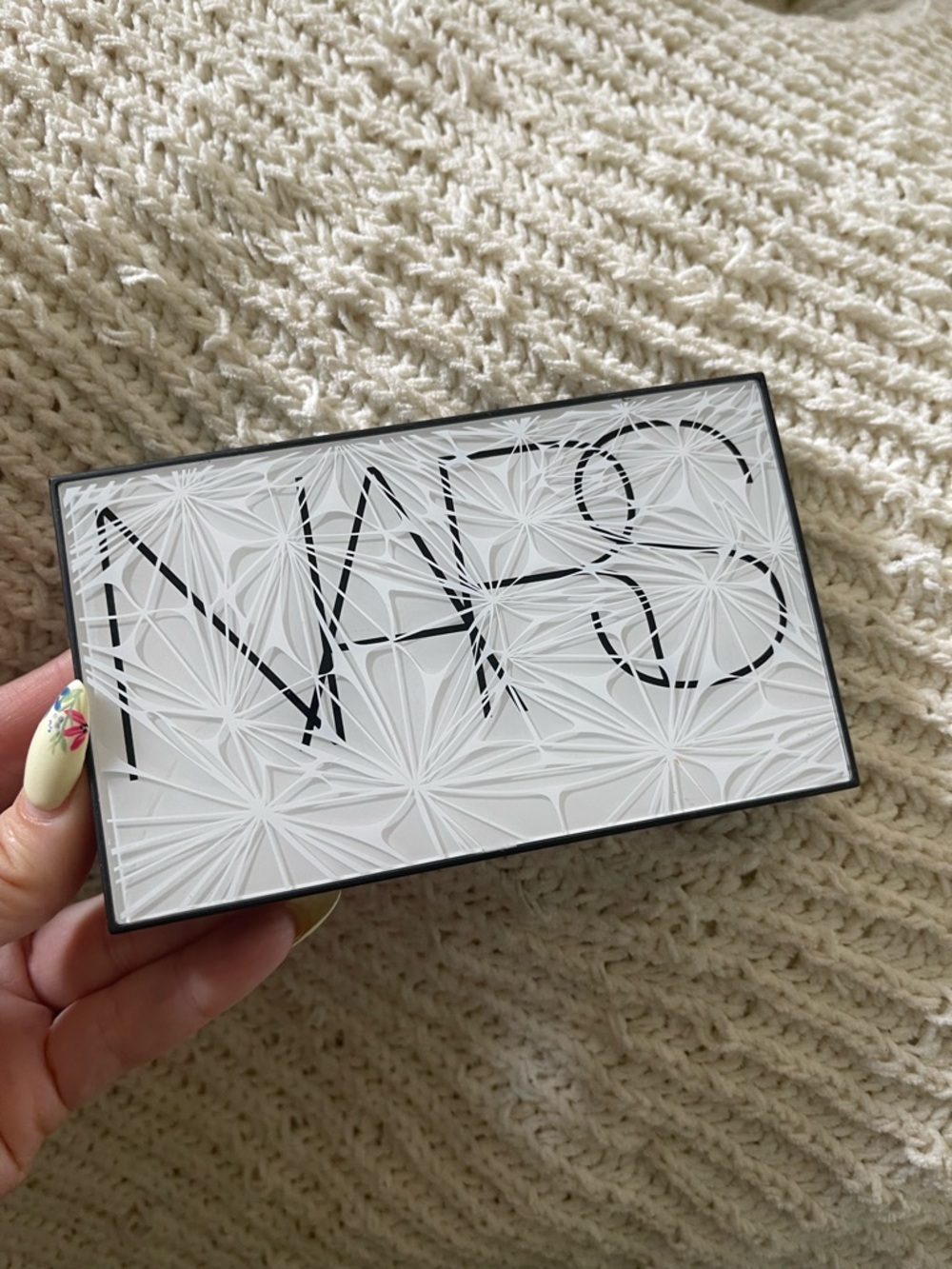 NARS White Floral Embossed Compact